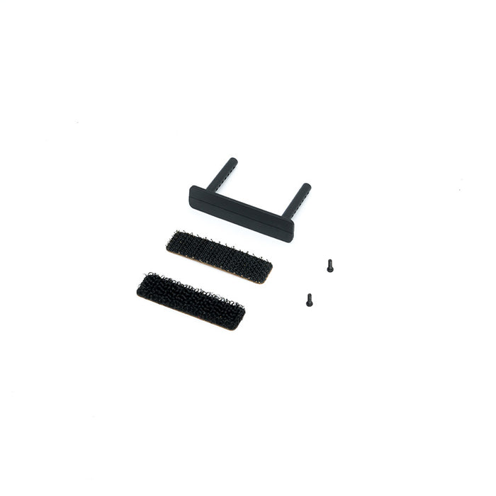 FCX24M Defender 90 car body mount set components including mounts and screws